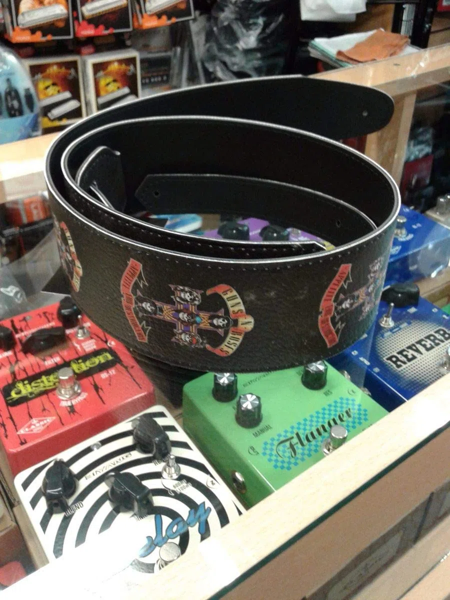 Guns N Roses Gitarren- oder Bassgurt (Eco-Leder)