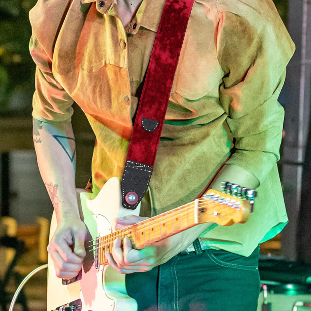 YIKOKO Gitarrengurt 2 Zoll Samtgitarrengurte mit Vollnarbenlederende, für Bass-, Elektro- und Akustikgitarren, kostenloser Gurtknopf, 2 Gurtschlösser und 4 Gitarrenplektren